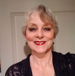 Meet your Posher, Lynn